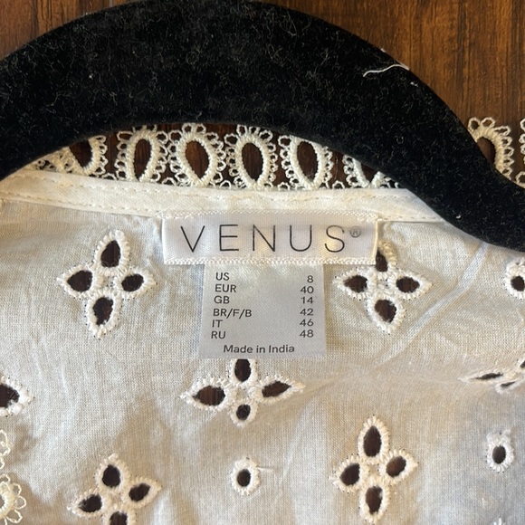 VENUS Eyelet Wrap Top - Picture 4 of 6